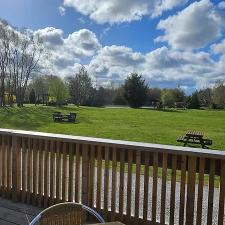 Harvest 18 - Yellowtop Country Park - Hot Tub - Yorkshire