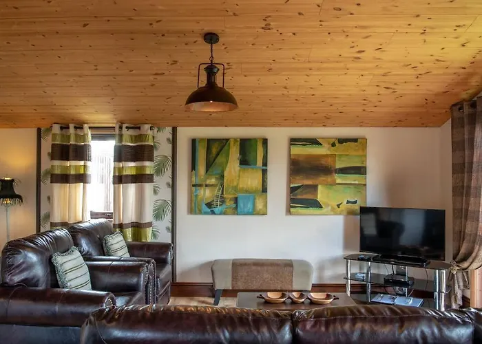 Harvest 18 - Yellowtop Country Park - Hot Tub - Yorkshire * Selby