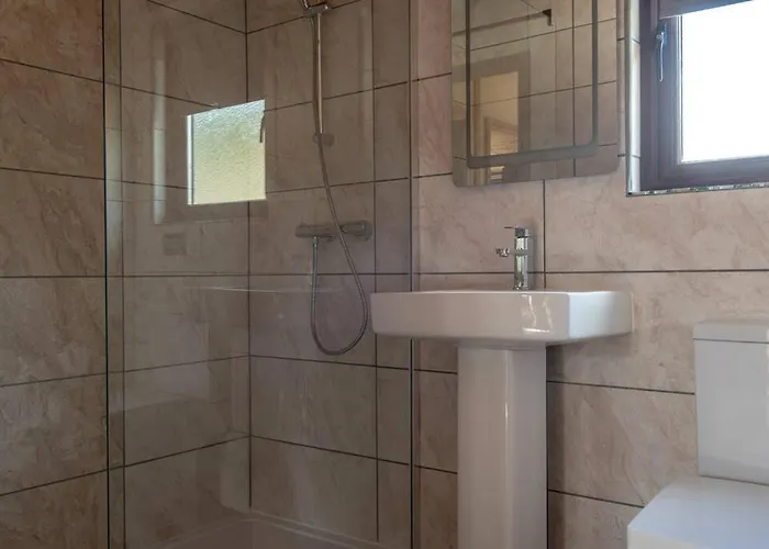 Harvest 18 - Yellowtop Country Park - Hot Tub - Yorkshire * Selby