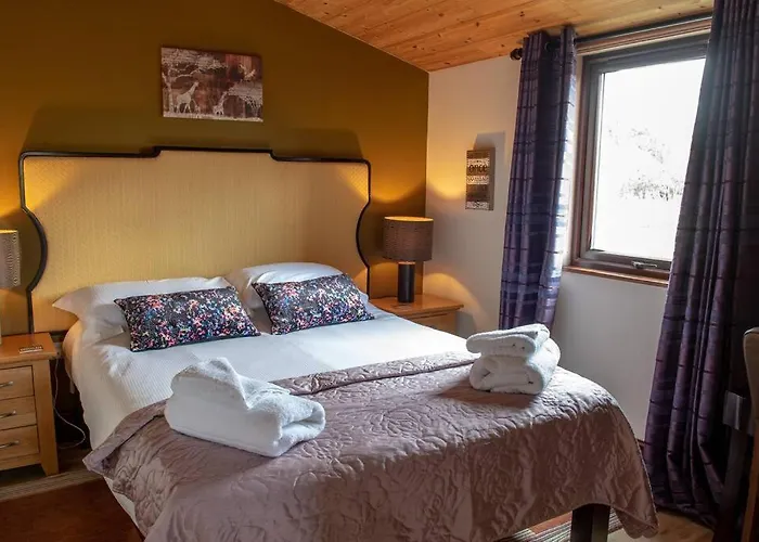 Harvest 18 - Yellowtop Country Park - Hot Tub - Yorkshire *